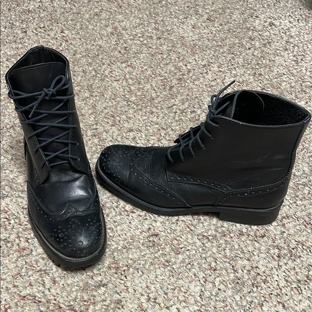 Italian made leather Oxford toe ankle Boots
